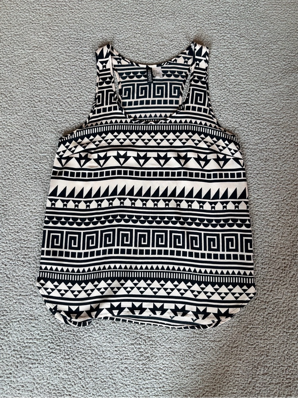 Western Graphic Racerback Scoop Neck Tank Top Black and White Size 4/XS - Picture 3 of 9